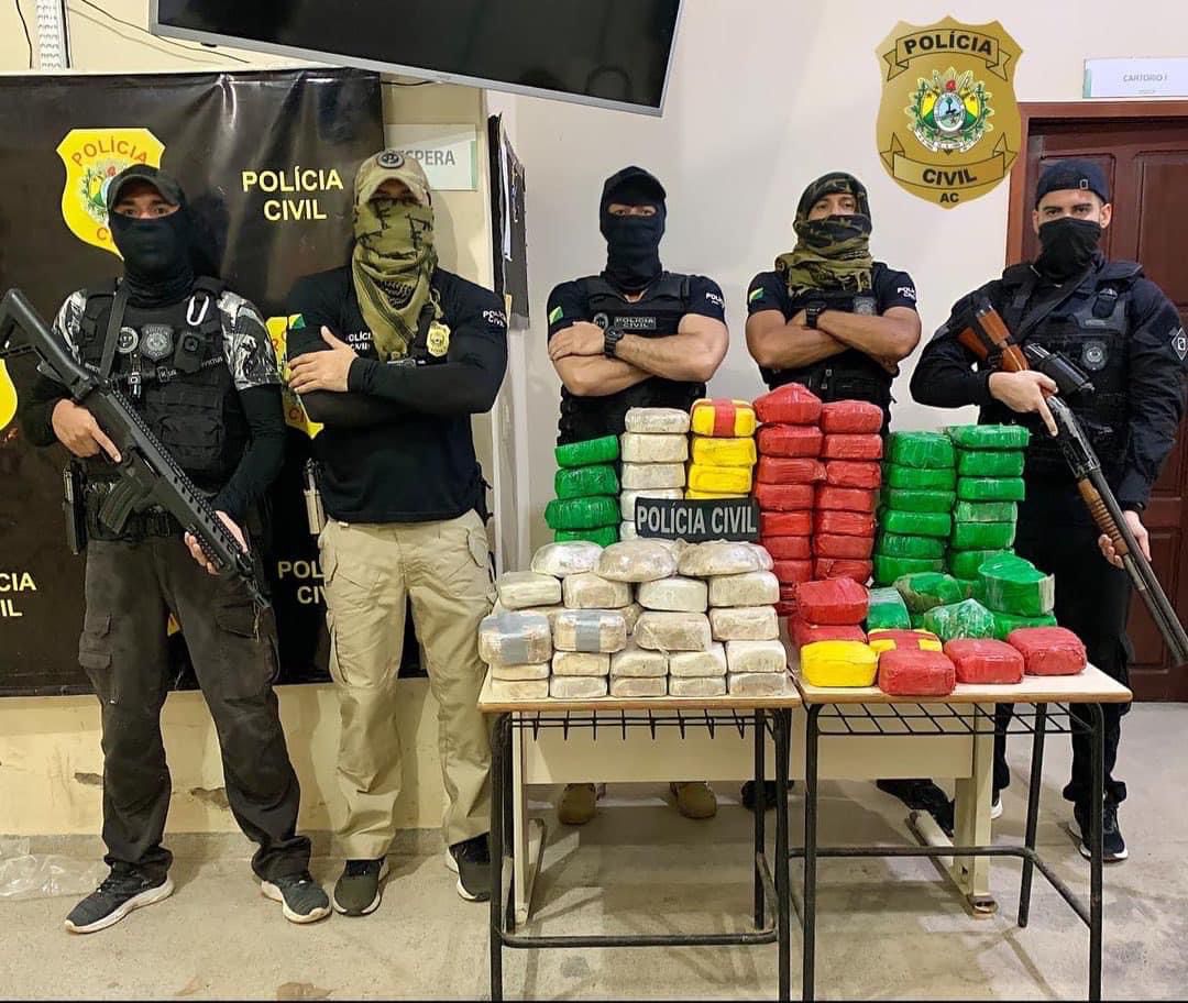 Polícia Civil apreende em Feijó mais de 100kg de pasta base de cocaína na BR-364; Carga é avaliada em aproximadamente R$ 2,5 milhões